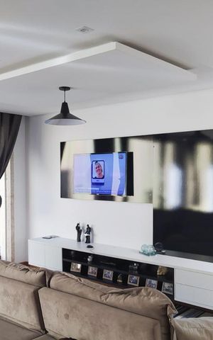 Casa para alugar com 400m², 3 quartos e 8 vagas Casa para alugar com 400m², 3 quartos e 8 vagasSala