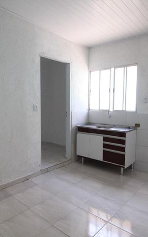 Casa à venda com 120m², 1 quarto e sem vagacozinha