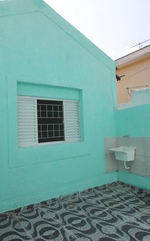 Casa à venda com 120m², 1 quarto e sem vagaarea de serviço / quintal