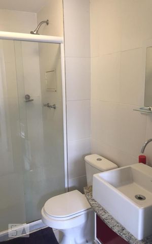 Apartamento para alugar com 67m², 2 quartos e 1 vaga