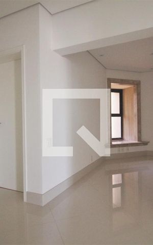 Apartamento para alugar com 244m², 3 quartos e 4 vagasCorredor
