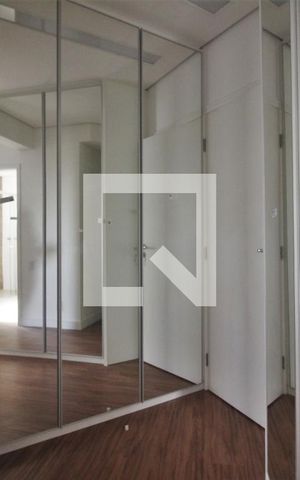 Apartamento para alugar com 244m², 3 quartos e 4 vagasCloset