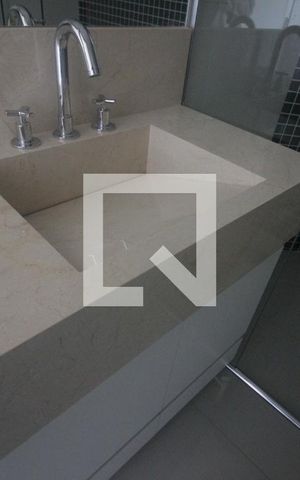Apartamento para alugar com 244m², 3 quartos e 4 vagasPia