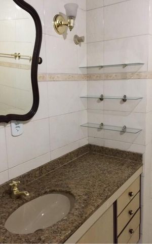 Apartamento à venda com 80m², 2 quartos e sem vaga Apartamento à venda com 80m², 2 quartos e sem vagaBanheiro
