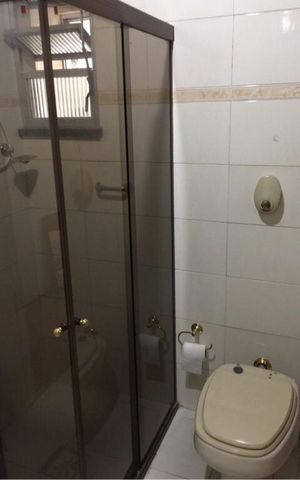 Apartamento à venda com 80m², 2 quartos e sem vaga Apartamento à venda com 80m², 2 quartos e sem vagaBanheiro