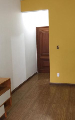 Apartamento à venda com 80m², 2 quartos e sem vaga Apartamento à venda com 80m², 2 quartos e sem vagaSala