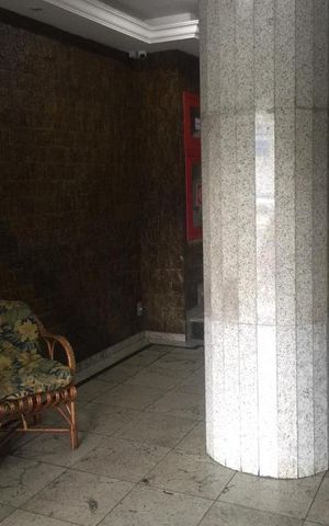 Apartamento à venda com 80m², 2 quartos e sem vaga Apartamento à venda com 80m², 2 quartos e sem vagaHall de Entrada