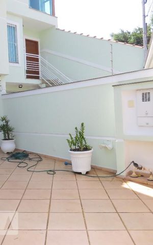 Casa à venda com 134m², 3 quartos e 3 vagasGaragem