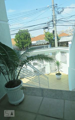 Casa à venda com 134m², 3 quartos e 3 vagasQuintal