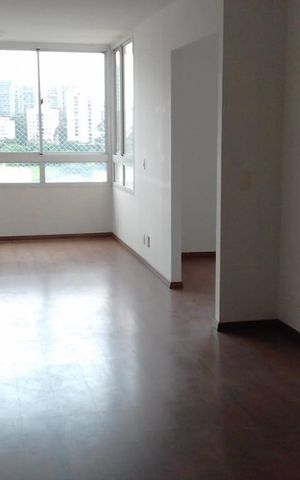 Apartamento à venda com 128m², 3 quartos e 3 vagas Apartamento à venda com 128m², 3 quartos e 3 vagasSala