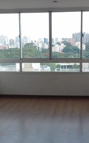 Apartamento à venda com 128m², 3 quartos e 3 vagas Apartamento à venda com 128m², 3 quartos e 3 vagasSala