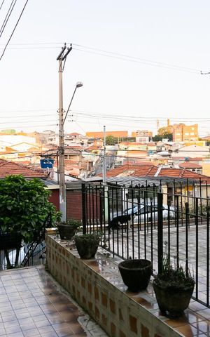 Casa à venda com 319m², 3 quartos e 3 vagas Casa à venda com 319m², 3 quartos e 3 vagasQuintal