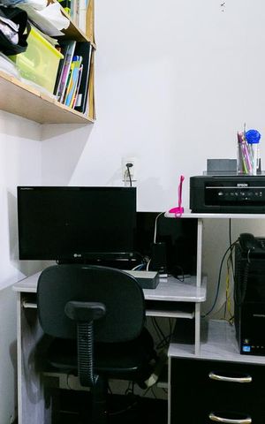 Casa à venda com 319m², 3 quartos e 3 vagas Casa à venda com 319m², 3 quartos e 3 vagasCorredor