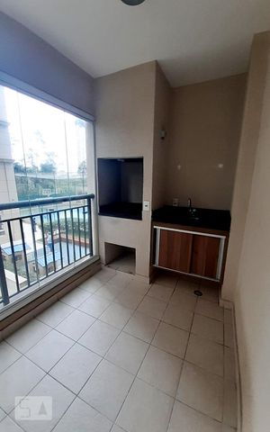 Apartamento à venda com 110m², 3 quartos e 2 vagas Apartamento à venda com 110m², 3 quartos e 2 vagasVaranda
