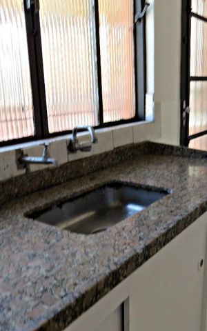 Casa para alugar com 100m², 2 quartos e sem vagaPia