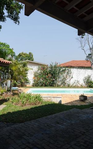 Casa à venda com 450m², 4 quartos e 4 vagasChurrasqueira