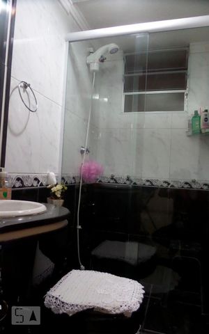 Apartamento à venda com 50m², 2 quartos e 1 vaga Apartamento à venda com 50m², 2 quartos e 1 vagaBanheiro