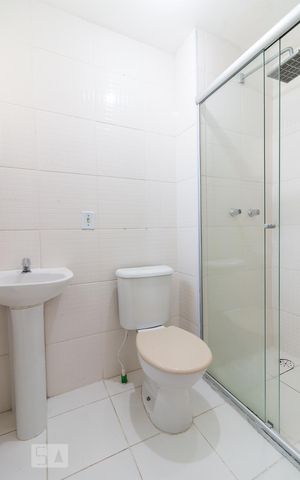 Apartamento para alugar com 45m², 2 quartos e sem vagaBanheiro
