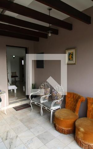 Casa à venda com 220m², 3 quartos e 2 vagasÁrea Comum 