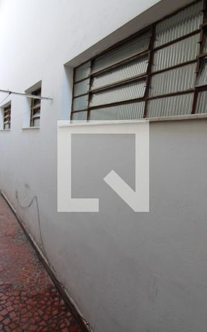 Casa à venda com 220m², 3 quartos e 2 vagasÁrea de Serviço
