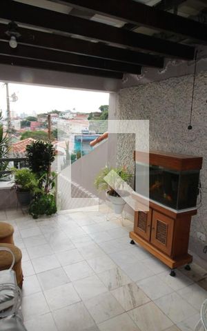 Casa à venda com 220m², 3 quartos e 2 vagasÁrea Comum 