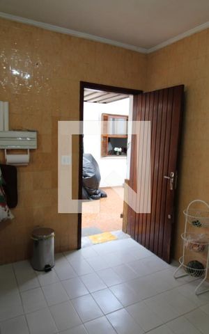 Casa à venda com 220m², 3 quartos e 2 vagasCozinha