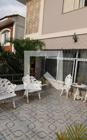 Casa à venda com 220m², 3 quartos e 2 vagasÁrea Comum 