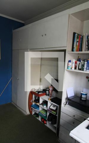 Casa à venda com 220m², 3 quartos e 2 vagasQuarto 4