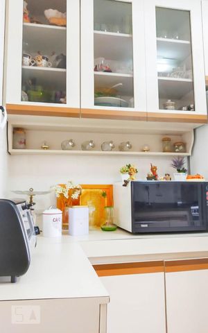 Apartamento à venda com 74m², 3 quartos e 1 vaga Apartamento à venda com 74m², 3 quartos e 1 vagaCozinha
