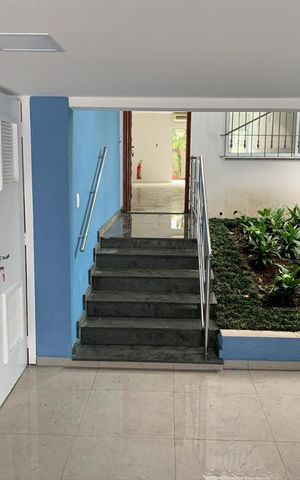 Casa para alugar com 400m², 6 quartos e 4 vagas Casa para alugar com 400m², 6 quartos e 4 vagasÁrea Externa