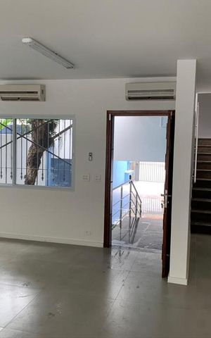 Casa para alugar com 400m², 6 quartos e 4 vagas Casa para alugar com 400m², 6 quartos e 4 vagasSala 2
