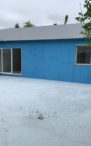 Casa para alugar com 400m², 6 quartos e 4 vagas Casa para alugar com 400m², 6 quartos e 4 vagasÁrea Externa