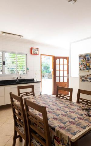 Casa à venda com 120m², 2 quartos e 3 vagasCozinha