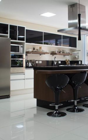 Casa à venda com 417m², 3 quartos e 3 vagas