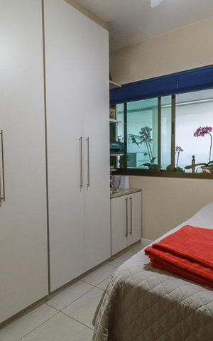 Apartamento à venda com 101m², 4 quartos e 2 vagas Apartamento à venda com 101m², 4 quartos e 2 vagasQuarto 1