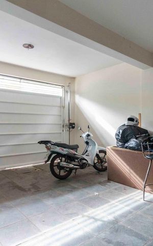 Casa à venda com 300m², 4 quartos e 2 vagasGaragem