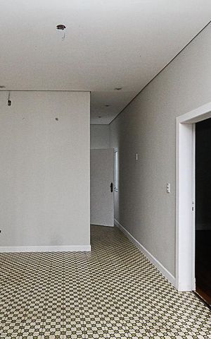 Casa à venda com 210m², 6 quartos e 2 vagas Casa à venda com 210m², 6 quartos e 2 vagasHall de entrada