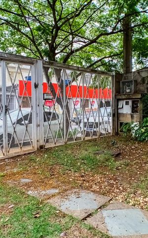 Casa à venda com 160m², 3 quartos e 2 vagas Casa à venda com 160m², 3 quartos e 2 vagasGaragem