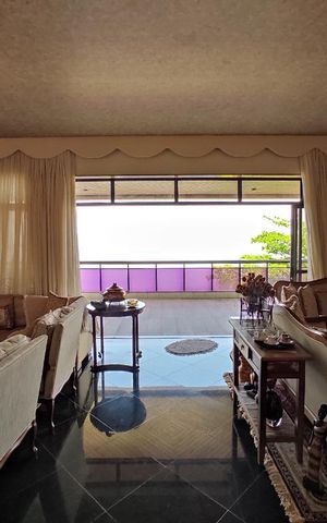 Apartamento à venda com 350m², 4 quartos e 4 vagas Apartamento à venda com 350m², 4 quartos e 4 vagasSala Principal de Visitas