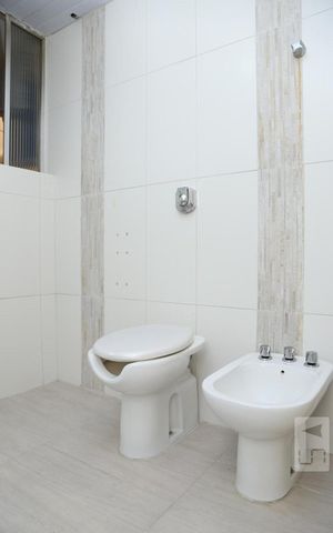 Apartamento à venda com 62m², 2 quartos e 1 vagaBanheiro