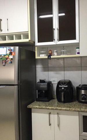 Casa à venda com 150m², 3 quartos e 2 vagas Casa à venda com 150m², 3 quartos e 2 vagasCozinha