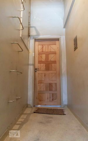 Apartamento à venda com 40m², 1 quarto e sem vagaEntrada do Apartamento