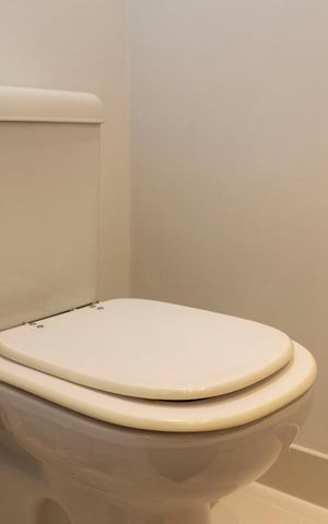 Apartamento à venda com 155m², 2 quartos e 2 vagasBanheiro da Suíte 1