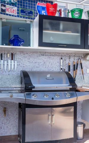Apartamento à venda com 155m², 2 quartos e 2 vagasVaranda Gourmet