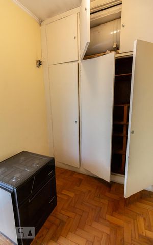Apartamento para alugar com 160m², 3 quartos e 1 vagaÁrea de Serviço Quarto