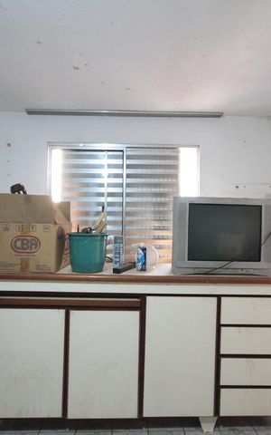 Casa à venda com 200m², 4 quartos e 3 vagasPorão