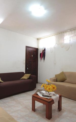 Casa à venda com 200m², 4 quartos e 3 vagasSala