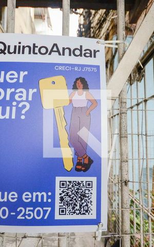 Casa para alugar com 40m², 2 quartos e 1 vaga Casa para alugar com 40m², 2 quartos e 1 vagaFachada