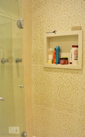 Apartamento à venda com 119m², 2 quartos e 1 vagaBanheiro da Suíte