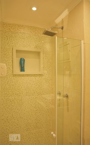 Apartamento à venda com 119m², 2 quartos e 1 vagaBanheiro Corredor